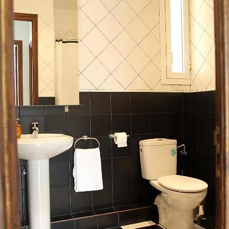 G And G 2* Barcelona