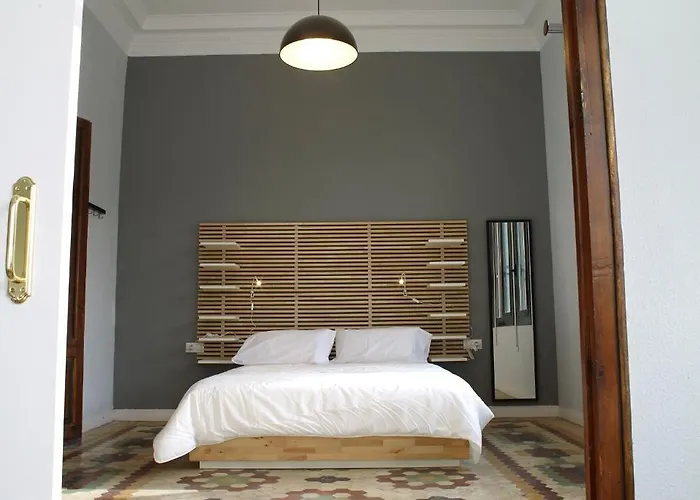 G And G 2* Barcelona